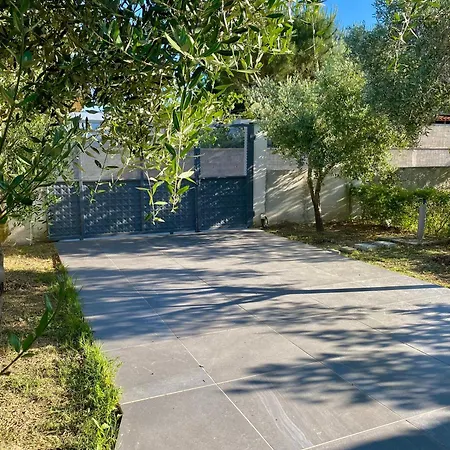 Garden House Σπίτι διακοπών Hamallaj