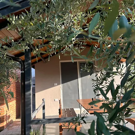 Nyaraló Garden House Hamallaj