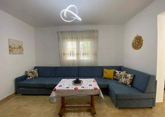 Garden House * Hamallaj