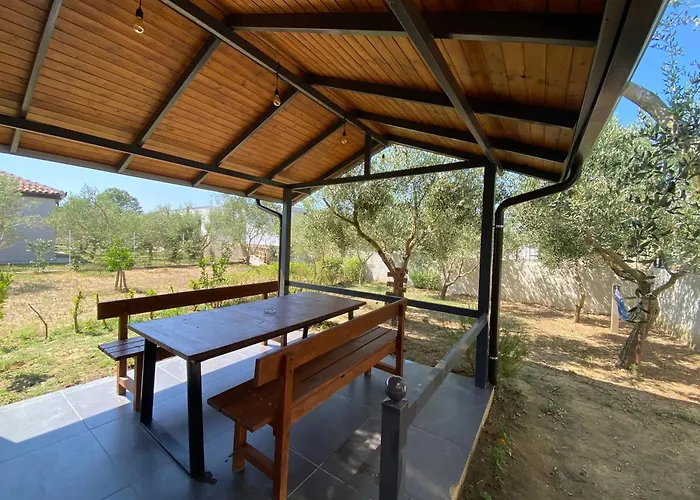 Garden House Dom wakacyjny Hamallaj